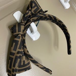 Fendi kid logo bow headband